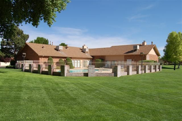 10609 Griffith Park Drive NE, Albuquerque, NM 87123