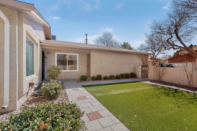10609 Griffith Park Drive NE, Albuquerque, NM 87123