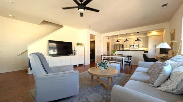 177 Via Montisi, Santee, CA 92071