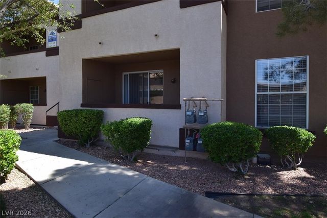 231 West Horizon Ridge Parkway 417, Henderson, NV 89012