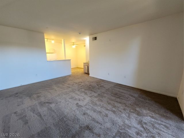 231 West Horizon Ridge Parkway 417, Henderson, NV 89012