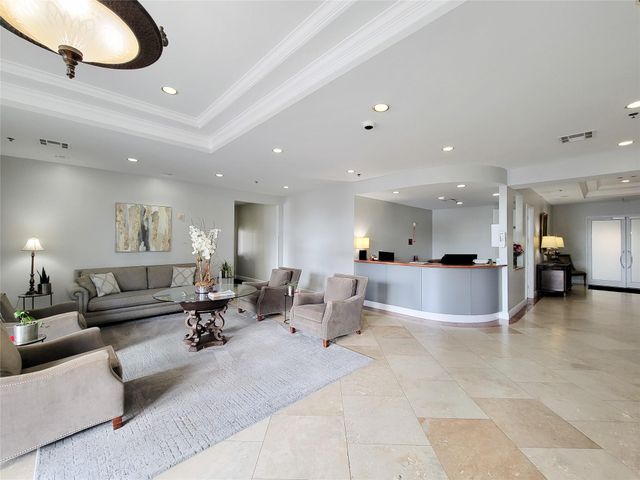 2520 Robinhood 800, Houston, TX 77005