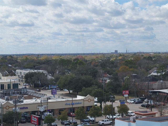 2520 Robinhood 800, Houston, TX 77005