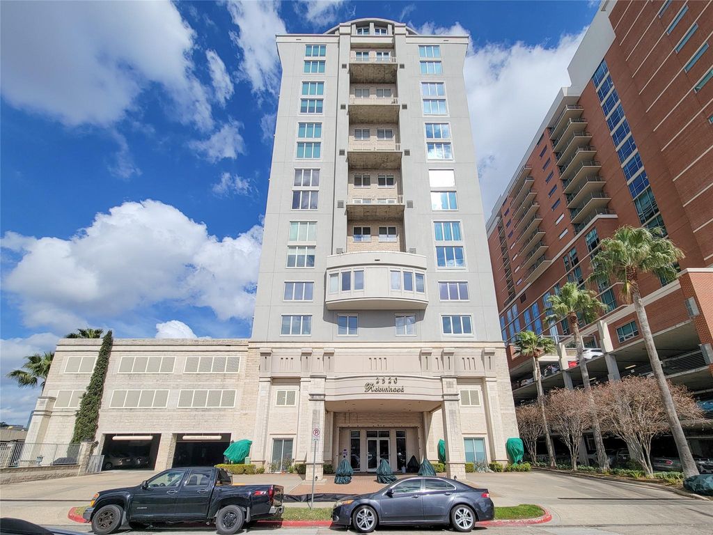 2520 Robinhood 800, Houston, TX 77005