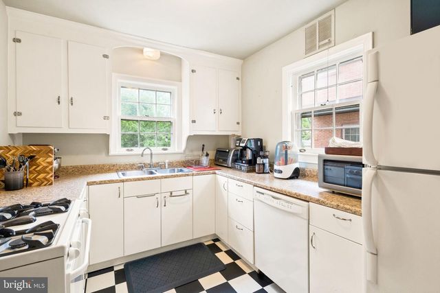 3100 12TH ST S, Arlington, VA 22204