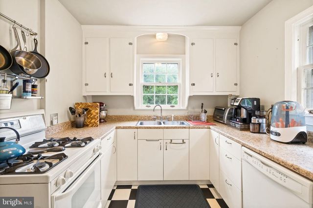 3100 12TH ST S, Arlington, VA 22204
