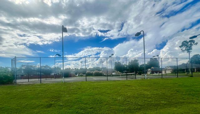 3020 Crown Creek Circle, Crestview, FL 32539