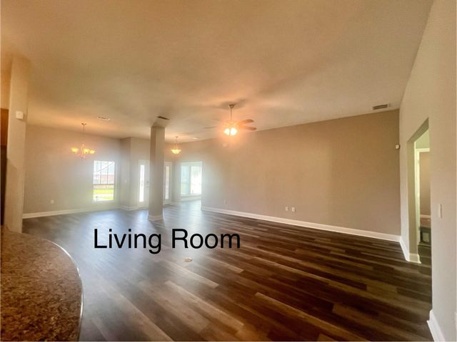 3020 Crown Creek Circle, Crestview, FL 32539