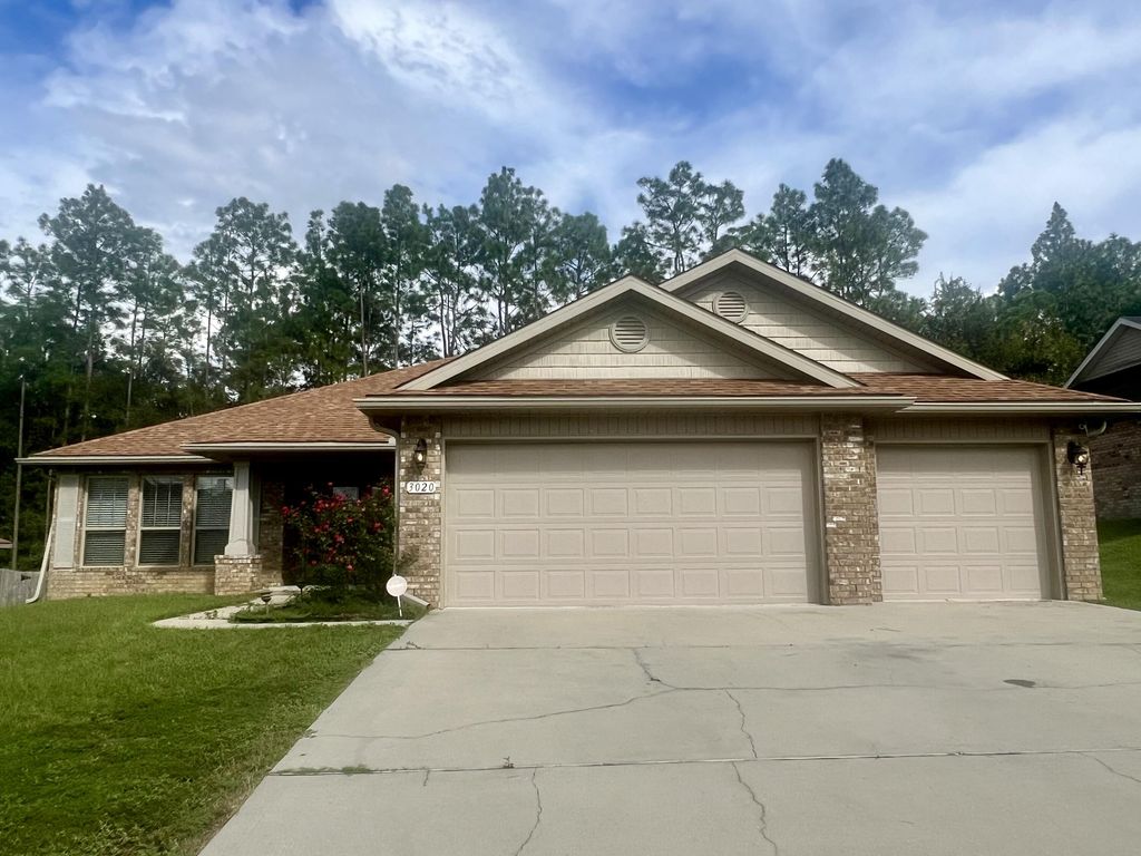 3020 Crown Creek Circle, Crestview, FL 32539