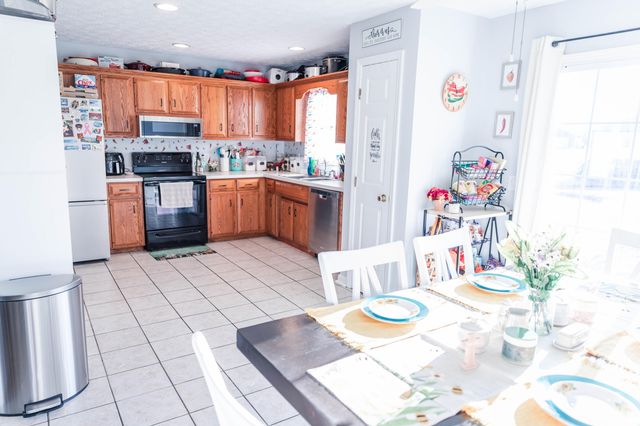 1319 Bonnie Blue Loop, Lawrenceburg, KY 40342