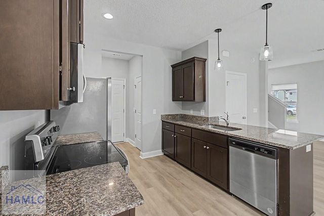 547 Fairview Circle, Hinesville, GA 31313