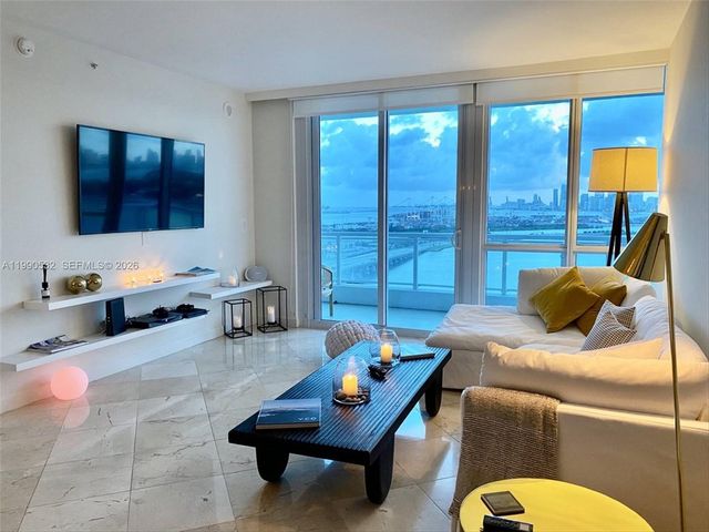 540 West Ave 2011, Miami Beach, FL 33139