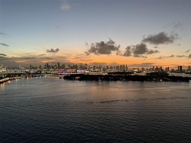 540 West Ave 2011, Miami Beach, FL 33139