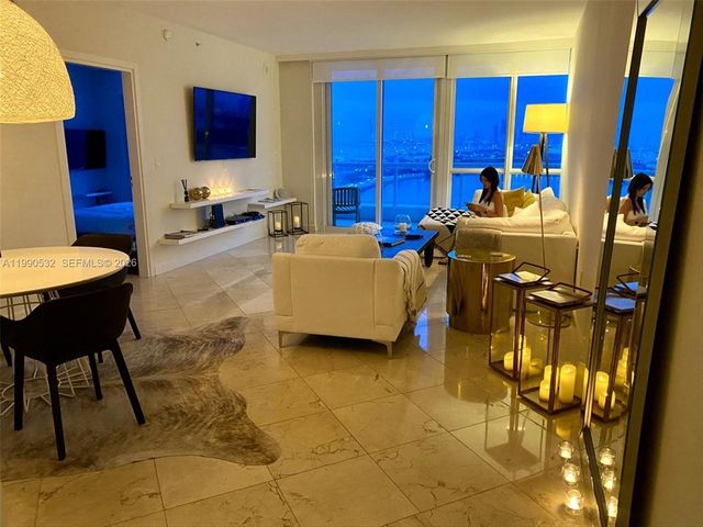 540 West Ave 2011, Miami Beach, FL 33139