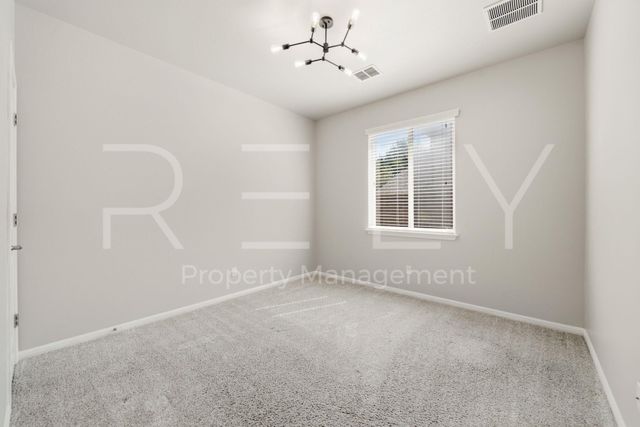 227 Choke Canyon LN, Georgetown, TX 78628
