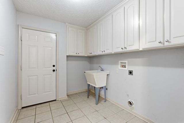 214 Weathering Circle, Austin, AR 72007