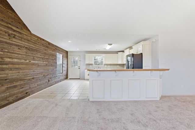 214 Weathering Circle, Austin, AR 72007