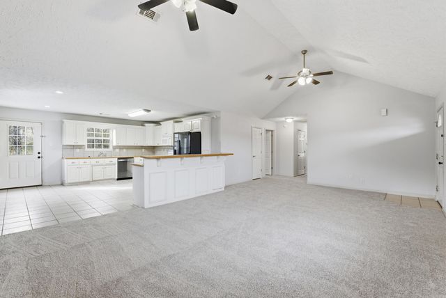 214 Weathering Circle, Austin, AR 72007