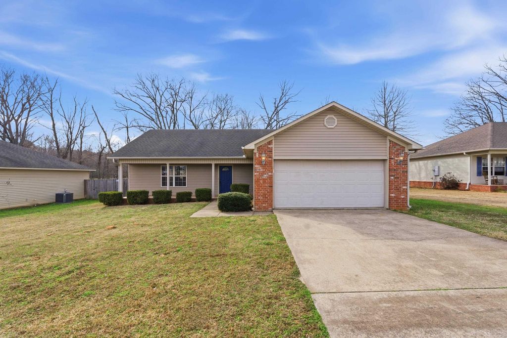 214 Weathering Circle, Austin, AR 72007