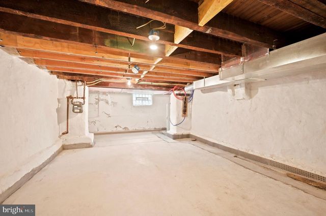 2514 E OAKDALE ST, Philadelphia, PA 19125