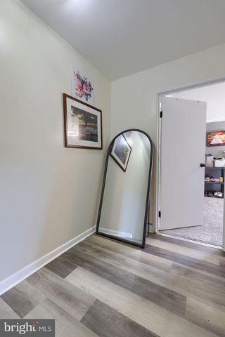 1309 BLUE JAY DR, Lancaster, PA 17601