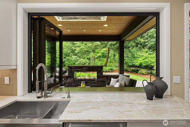 1732 Harrison Way NE, Issaquah, WA 98029