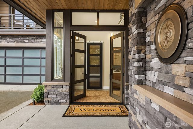 1732 Harrison Way NE, Issaquah, WA 98029