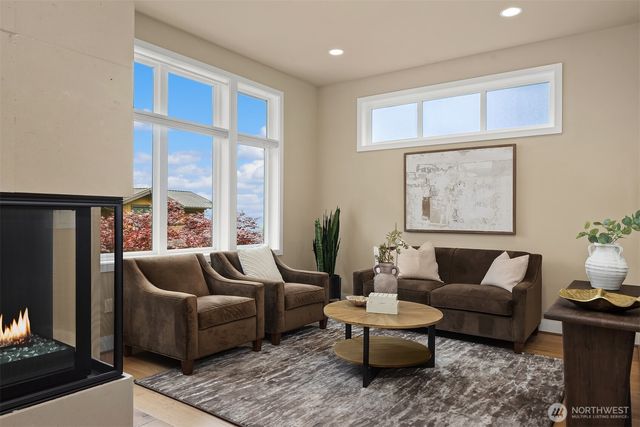 1732 Harrison Way NE, Issaquah, WA 98029