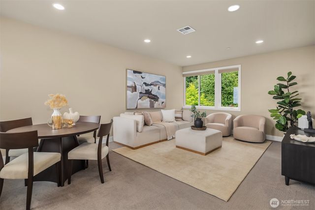 1732 Harrison Way NE, Issaquah, WA 98029