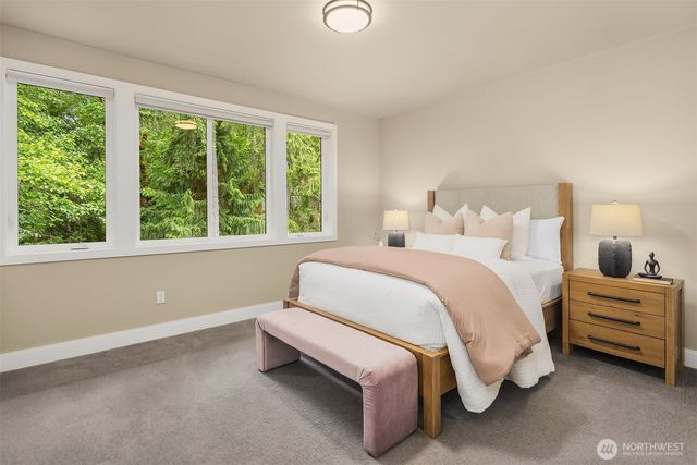 1732 Harrison Way NE, Issaquah, WA 98029