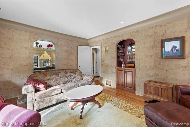 28549 Swan Island Drive, Grosse Ile, MI 48138