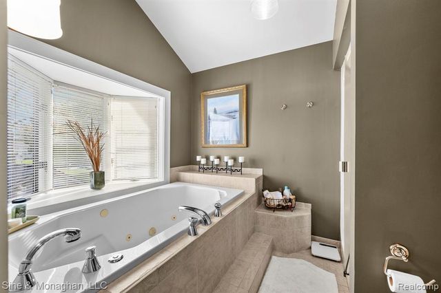 28549 Swan Island Drive, Grosse Ile, MI 48138