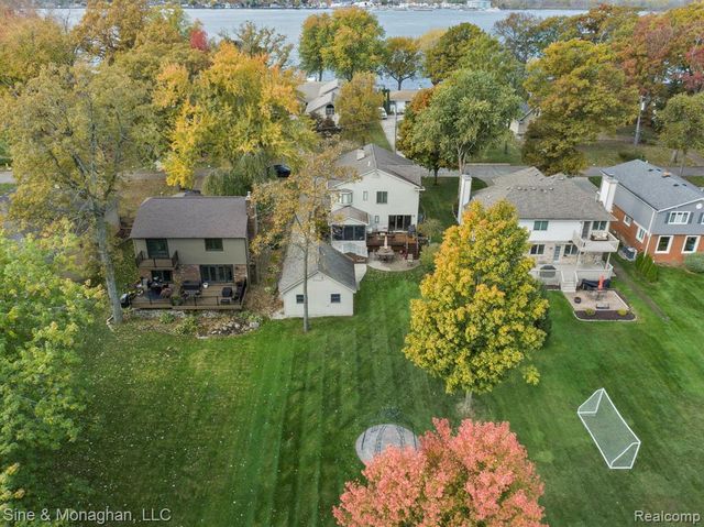 28549 Swan Island Drive, Grosse Ile, MI 48138