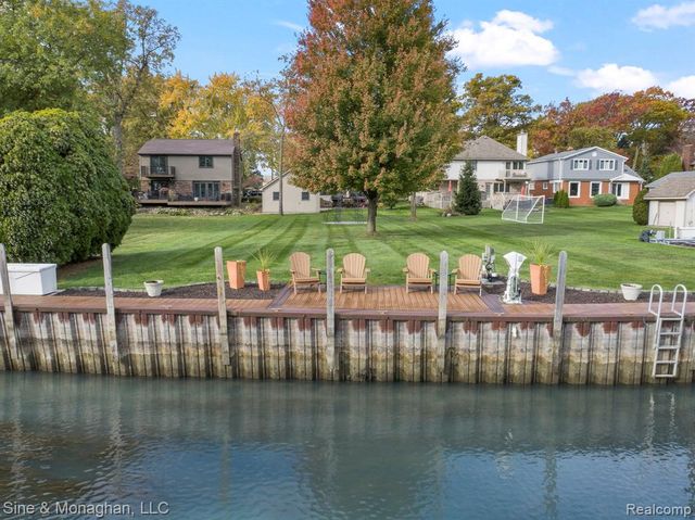 28549 Swan Island Drive, Grosse Ile, MI 48138
