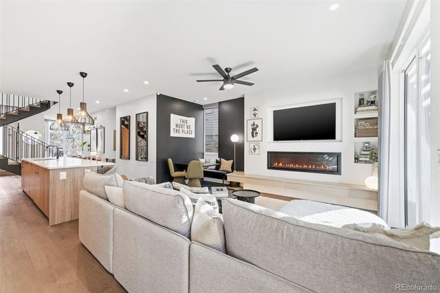 3885 Stuart Street, Denver, CO 80212