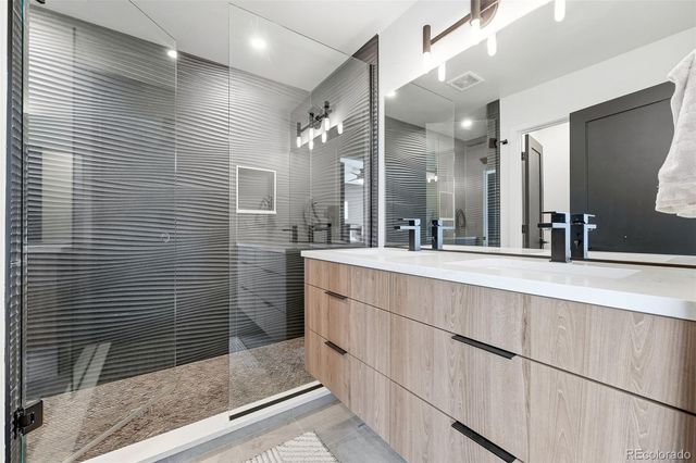 3885 Stuart Street, Denver, CO 80212