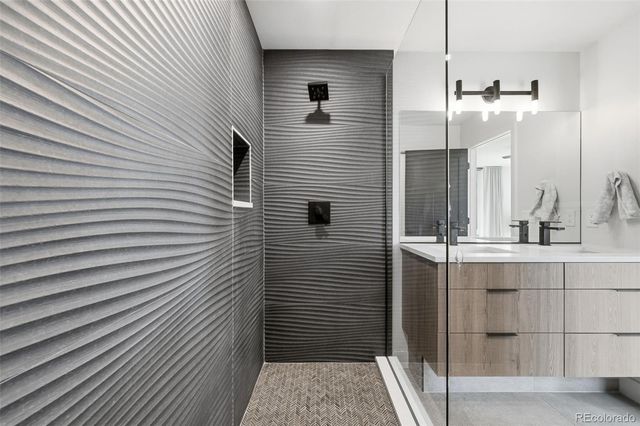3885 Stuart Street, Denver, CO 80212