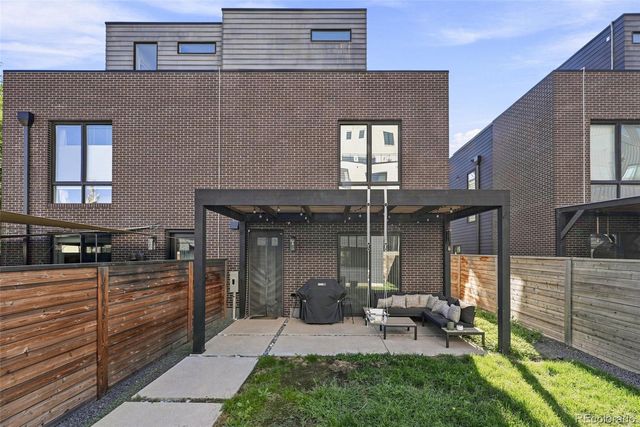 3885 Stuart Street, Denver, CO 80212