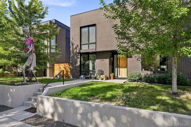 3885 Stuart Street, Denver, CO 80212