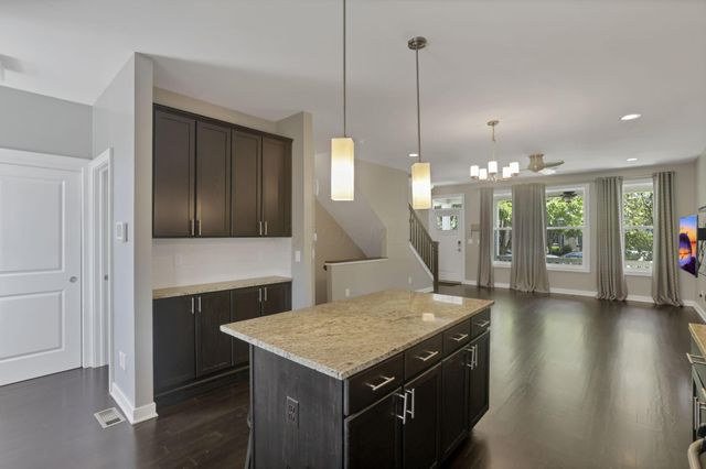 1299 N Grant Avenue, Columbus, OH 43201