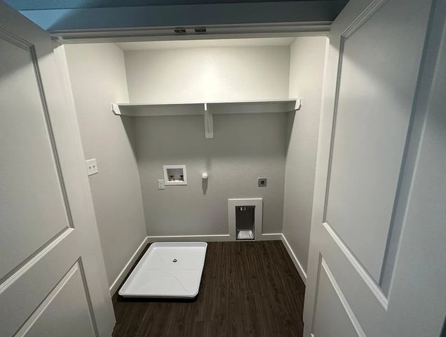 1700 E Powell Avenue, Fort Worth, TX 76104