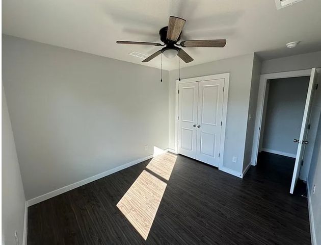 1700 E Powell Avenue, Fort Worth, TX 76104