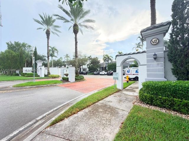 701 SW 148th Avenue 104, Sunrise, FL 33325