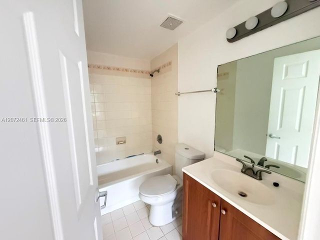 701 SW 148th Avenue 104, Sunrise, FL 33325