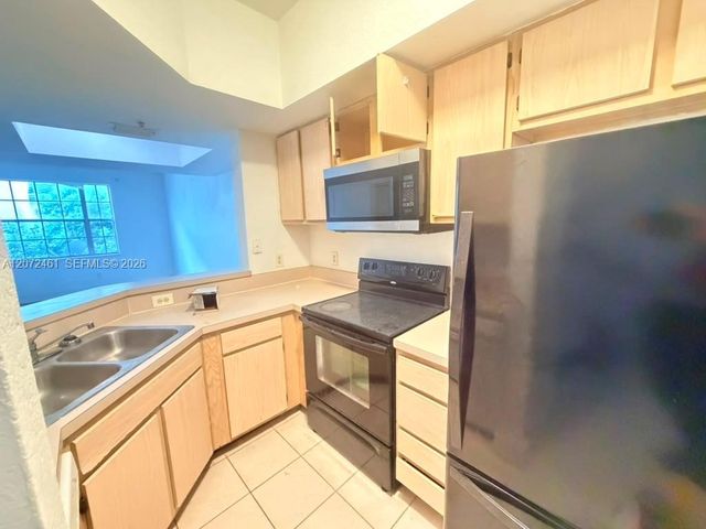 701 SW 148th Avenue 104, Sunrise, FL 33325