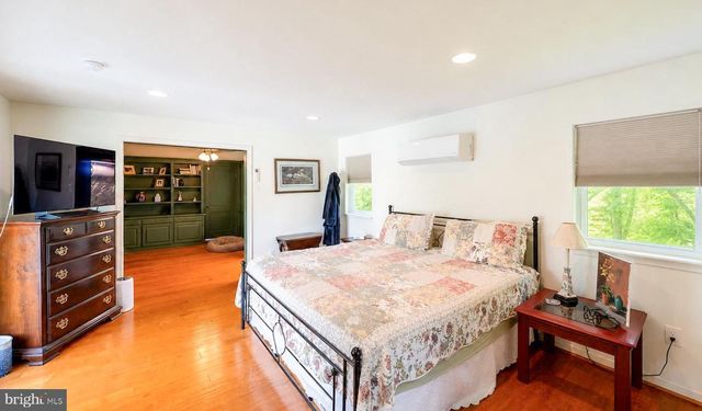 222 BLUE SCHOOL RD, Perkasie, PA 18944