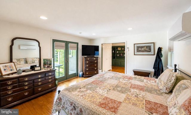 222 BLUE SCHOOL RD, Perkasie, PA 18944