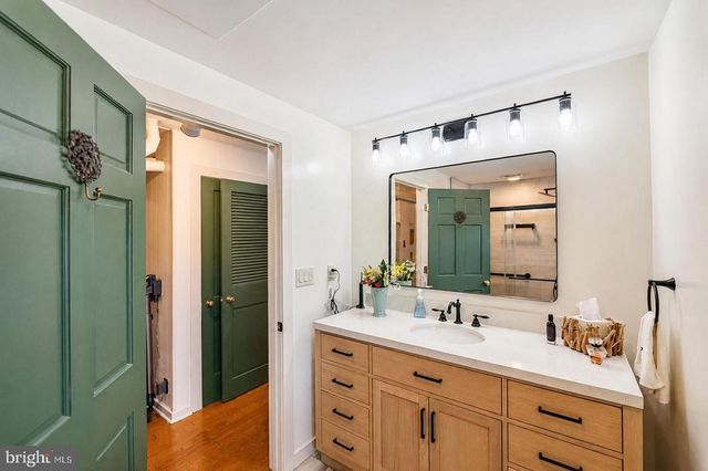 222 BLUE SCHOOL RD, Perkasie, PA 18944