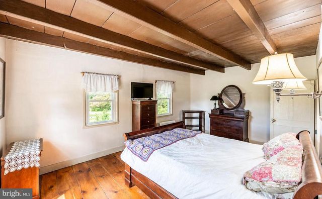 222 BLUE SCHOOL RD, Perkasie, PA 18944