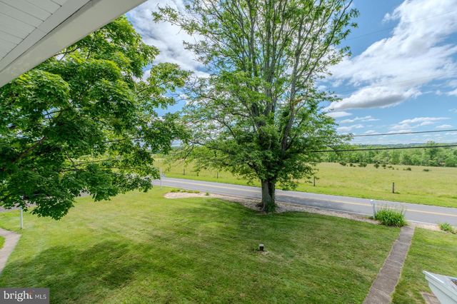 222 BLUE SCHOOL RD, Perkasie, PA 18944